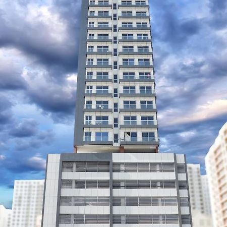 Ferienwohnung Afaq Tower Manama Exterior foto